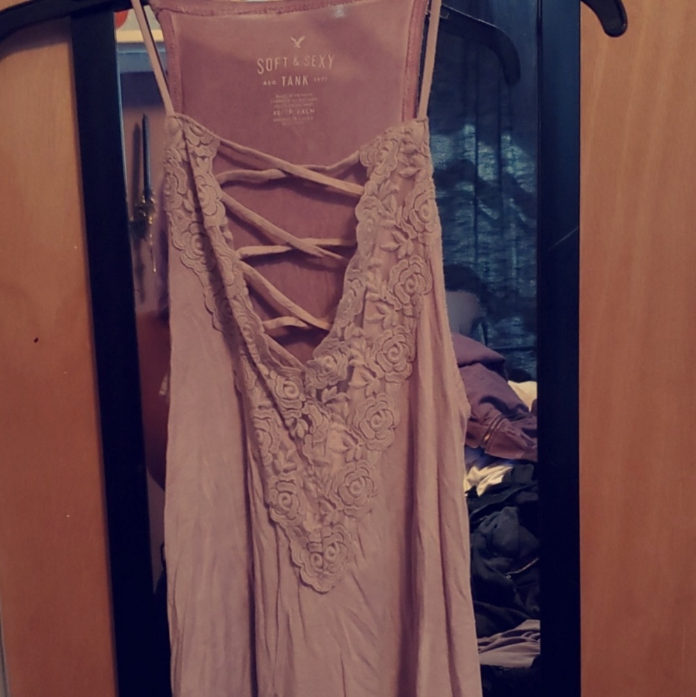 Mauve flower cut out applique top